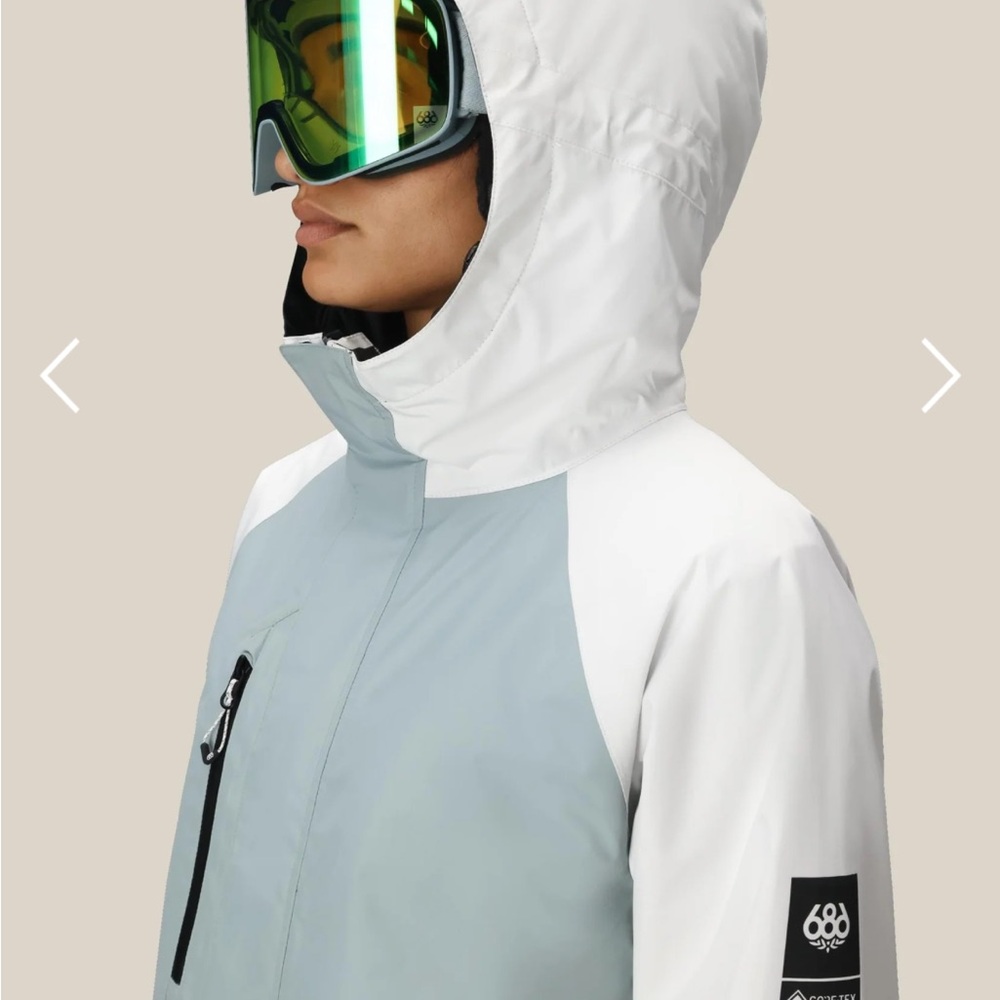 Women’s 686 Waterproof GORE-TEX WILLOW™ INSULATED JACKET